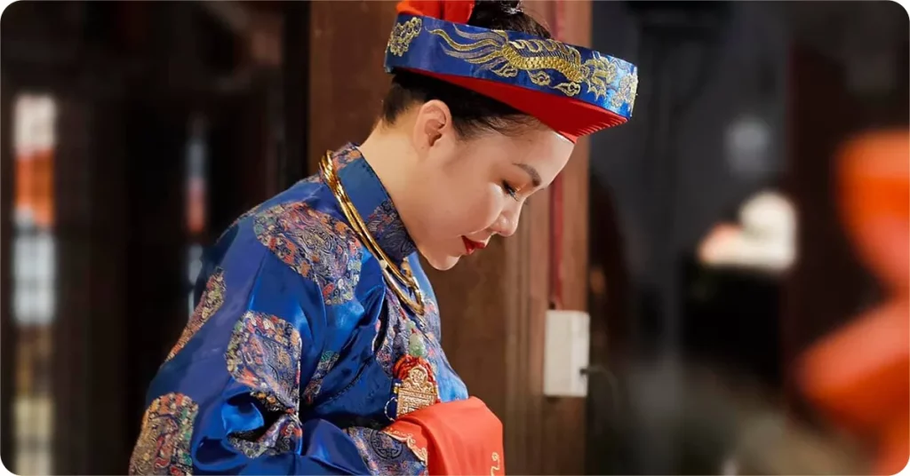 Hau gia Quan De Ngu