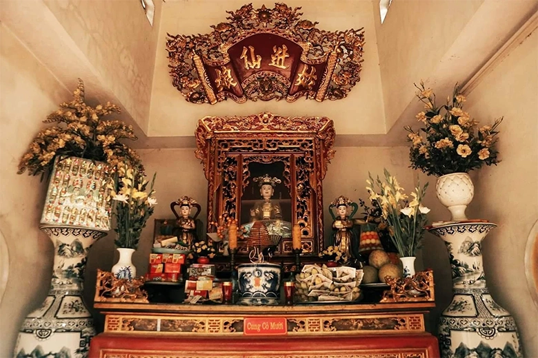 Cung tho Co Muoi Dong Mo